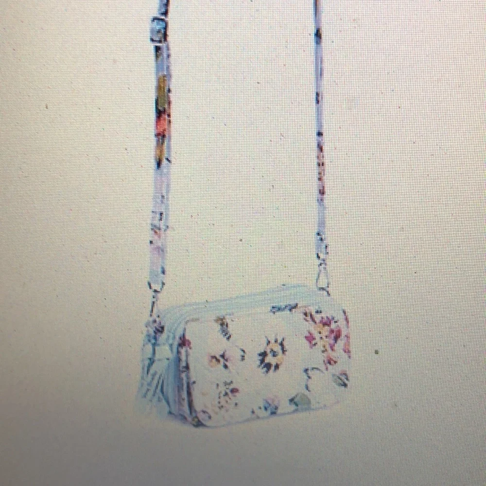 VERA BRADLEY RFID ALL IN ONE SEA AIR FLORAL WRISTLET CROSSBODY BAG NWT